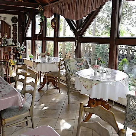 Und Eiscafe Frank Guest house